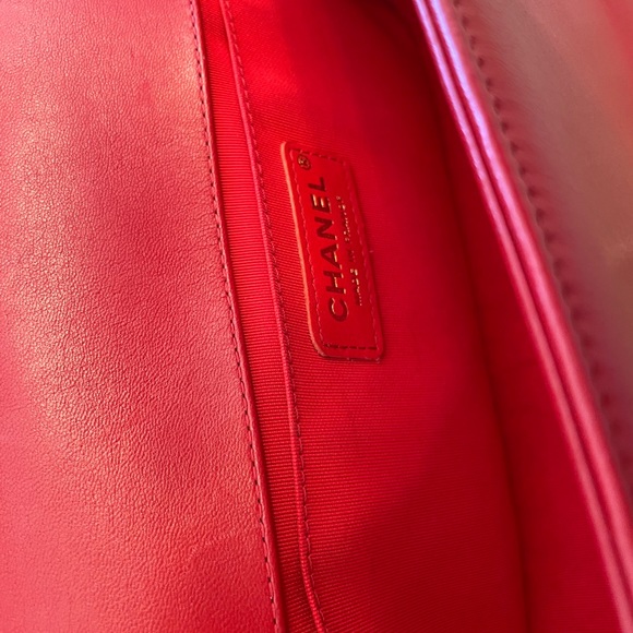 Chanel Boy bag medium size - Picture 4 of 11